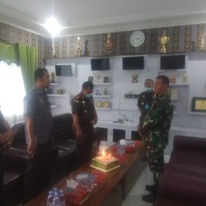 Kajari Labuhanbatu Ucapkan Selamat HUT TNI Ke Mako Dandim 0209/LB